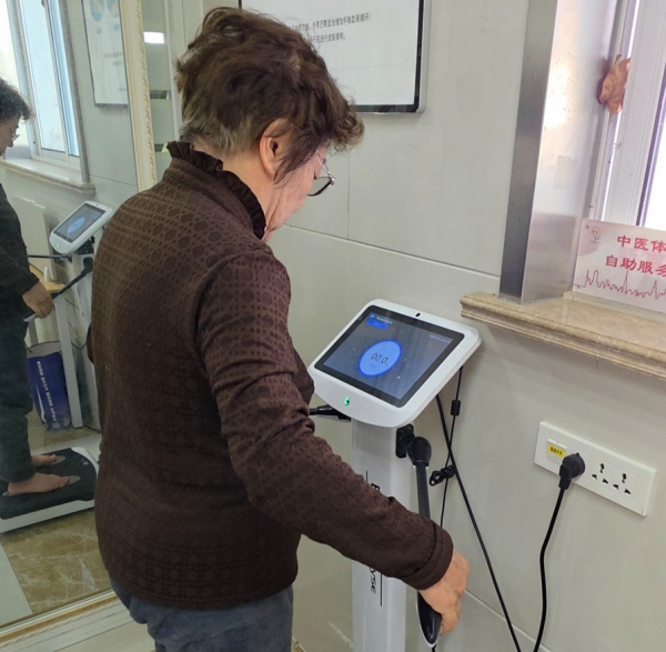 “减肥风”吹进上海社区卫生工作中心，“家门口”的体重责罚不是通俗减重